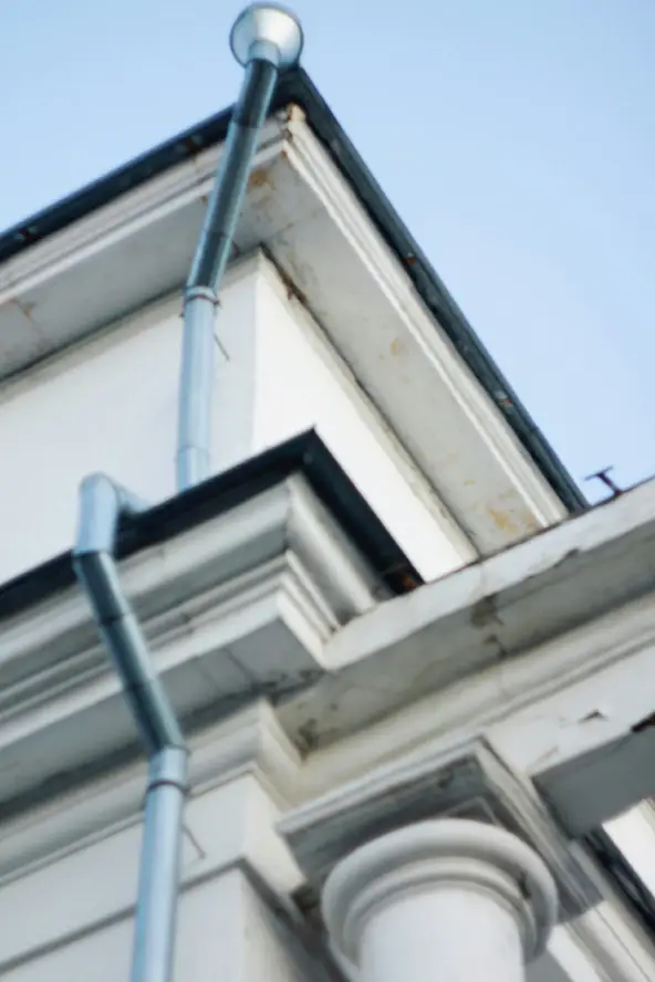 Gutter cleaning in St Albans, Harpenden, Herts and London